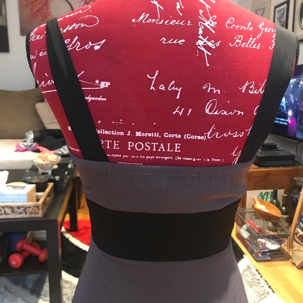 Lush sweetheart zip front dress - Picture 3 of 3
